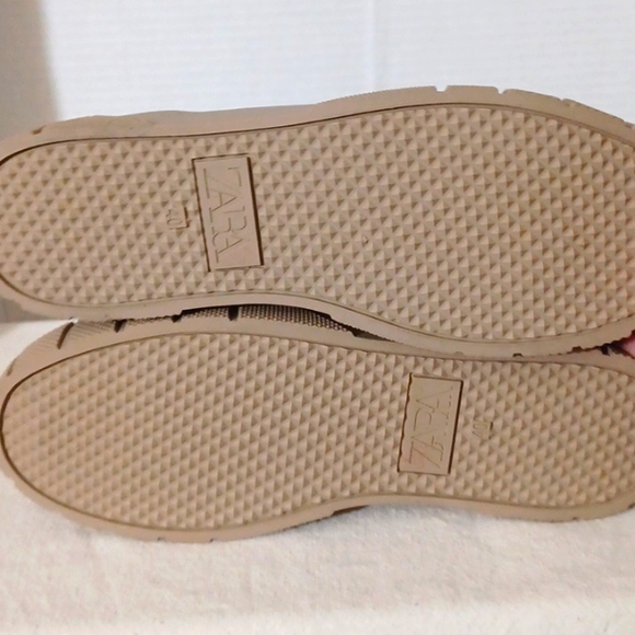 Zara, NWT, Tan High Top, Canvas, Lace up Boots. SZ 40 - 9 US. - Picture 5 of 8